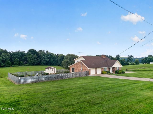 146 Deseree Broyles Road, Chuckey, TN 37641
