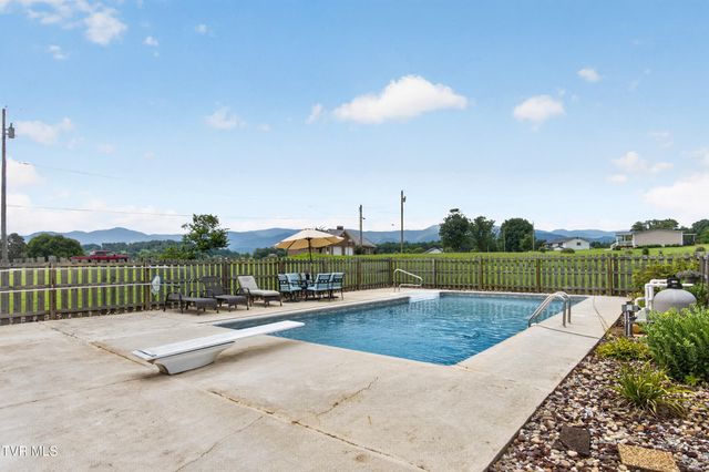 146 Deseree Broyles Road, Chuckey, TN 37641