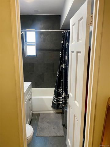 255 Bronx River Road 6J, Yonkers, NY 10704