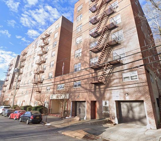 255 Bronx River Road 6J, Yonkers, NY 10704