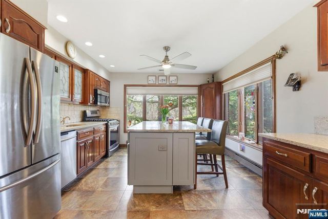 775 Mountain Avenue, Wyckoff, NJ 07481