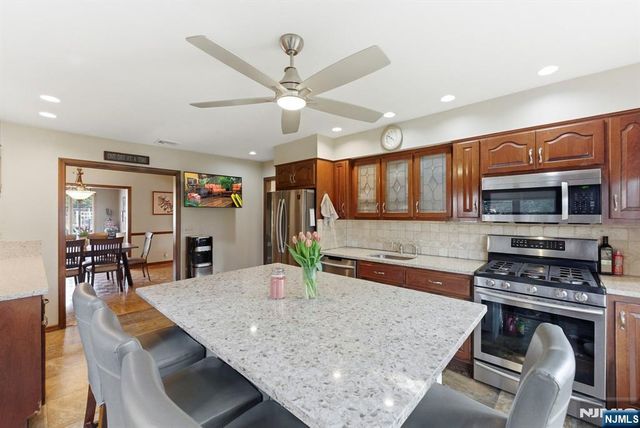 775 Mountain Avenue, Wyckoff, NJ 07481