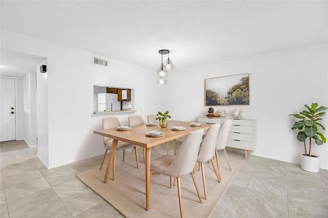 3600 MAGNOLIA RIDGE CIRCLE 1224, Palm Harbor, FL 34684