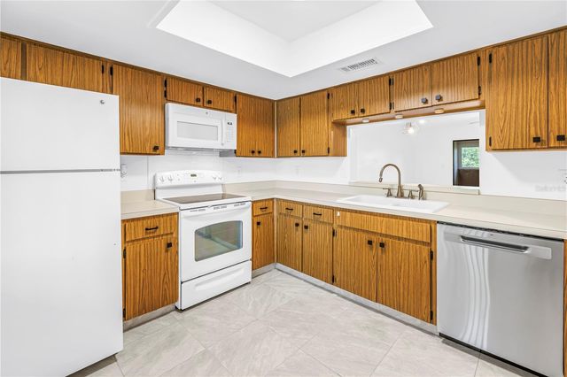 3600 MAGNOLIA RIDGE CIRCLE 1224, Palm Harbor, FL 34684