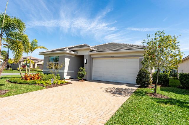 11673 SW Oceanus Boulevard, Port St. Lucie, FL 34987