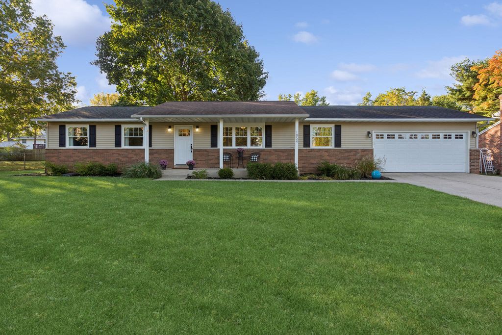 1854 Cranbrook Street, St. Joseph Twp, MI 49085