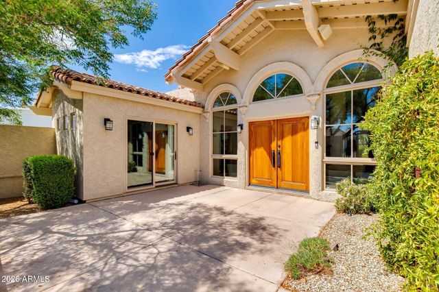 2412 E SOLANO Drive, Phoenix, AZ 85016