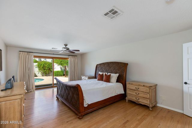 2412 E SOLANO Drive, Phoenix, AZ 85016