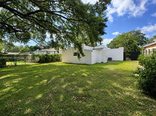 3351 NW 52nd Street, Miami, FL 33142