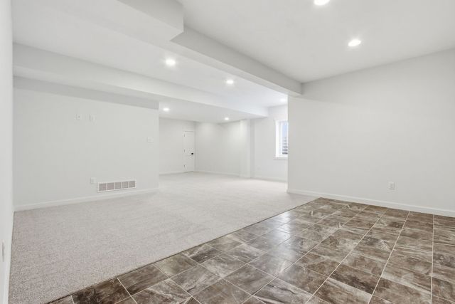 137 Morningstar Drive, Rostraver, PA 15012