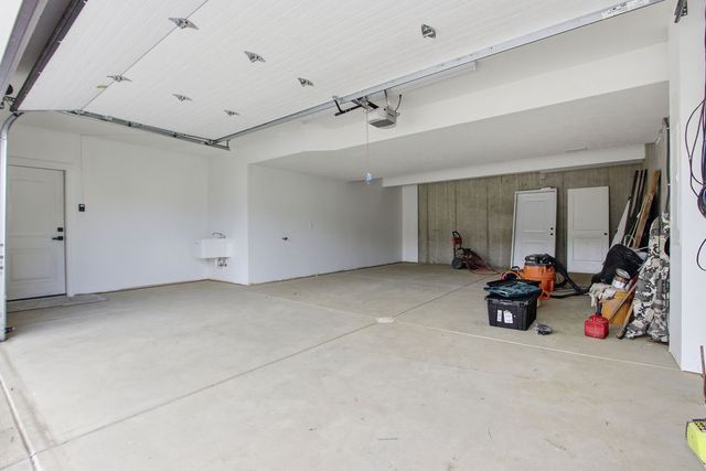 137 Morningstar Drive, Rostraver, PA 15012