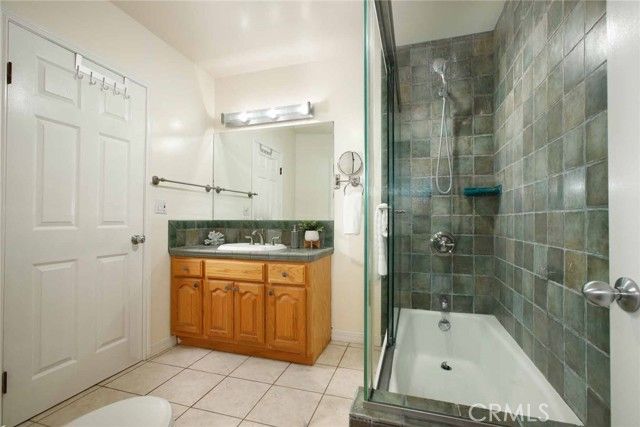 1410 Grandview Avenue, Glendale, CA 91201