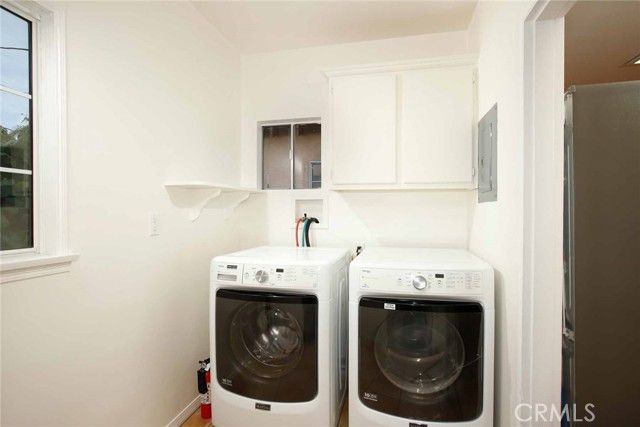 1410 Grandview Avenue, Glendale, CA 91201