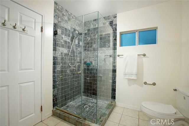 1410 Grandview Avenue, Glendale, CA 91201