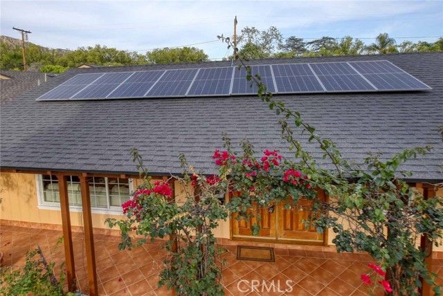 1410 Grandview Avenue, Glendale, CA 91201