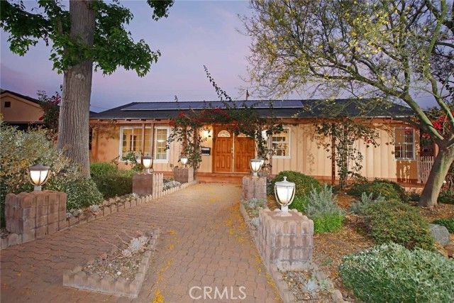 1410 Grandview Avenue, Glendale, CA 91201