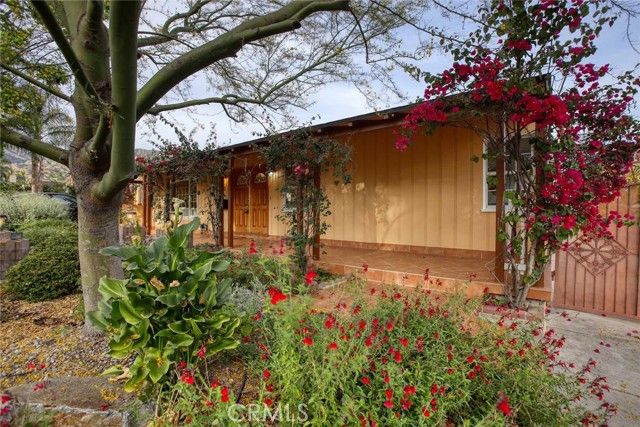 1410 Grandview Avenue, Glendale, CA 91201