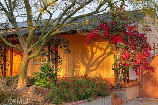 1410 Grandview Avenue, Glendale, CA 91201