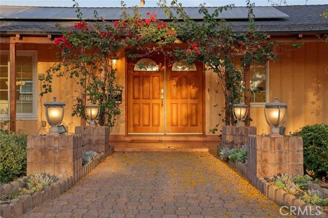 1410 Grandview Avenue, Glendale, CA 91201