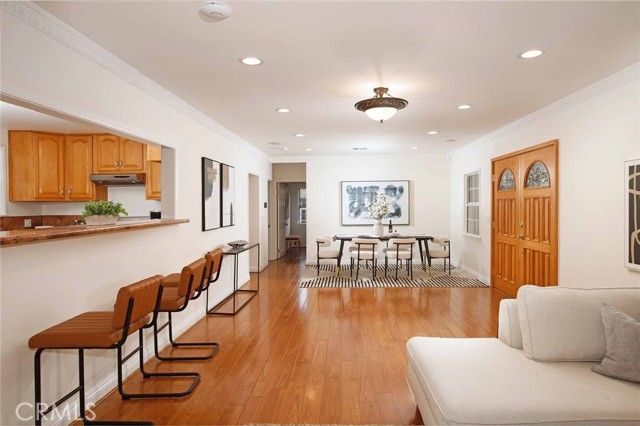 1410 Grandview Avenue, Glendale, CA 91201