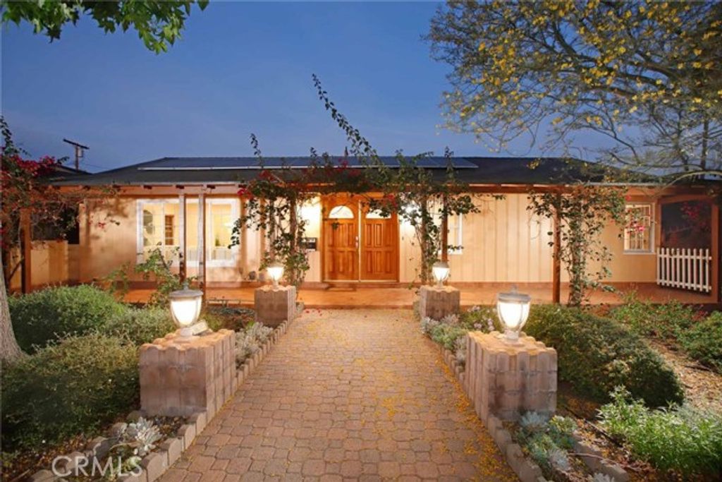 1410 Grandview Avenue, Glendale, CA 91201