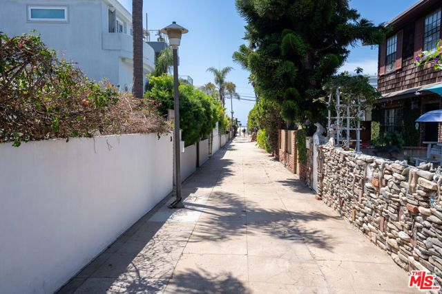 40 30th Avenue, Venice (los Angeles), CA 90291