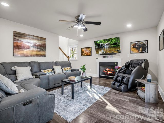 178 Flynn Court, Lake Lure, NC 28746