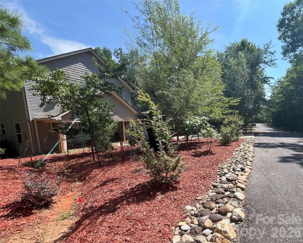 178 Flynn Court, Lake Lure, NC 28746