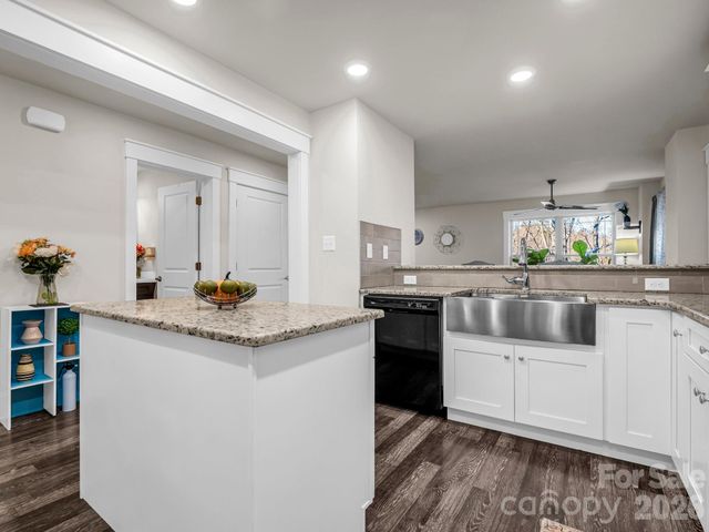 178 Flynn Court, Lake Lure, NC 28746