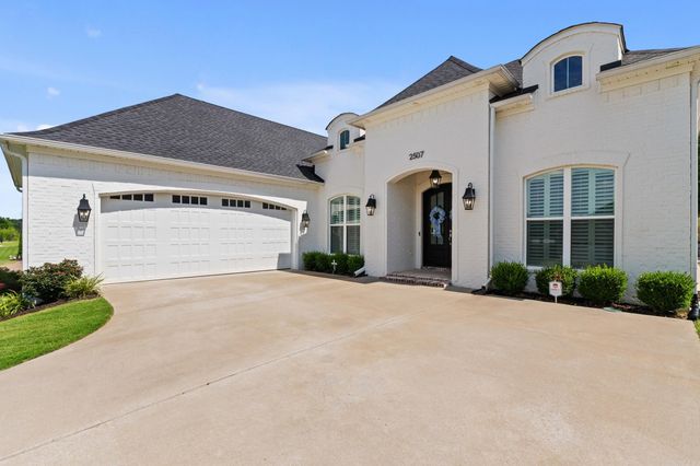 2507 Overcup Drive, Conway, AR 72034