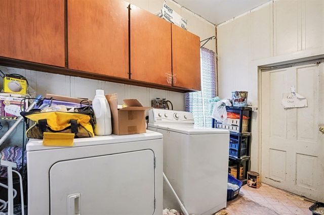 208 Crescent Street, Goshen, IN 46528