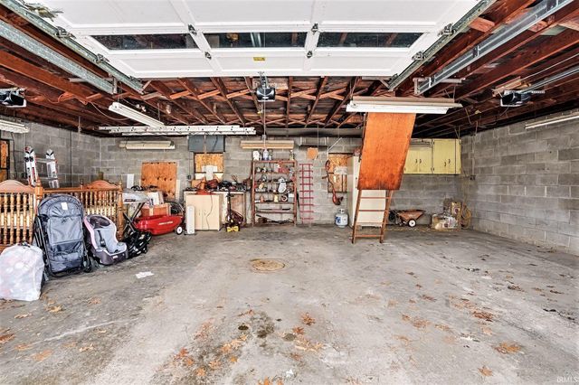 208 Crescent Street, Goshen, IN 46528