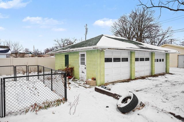 208 Crescent Street, Goshen, IN 46528