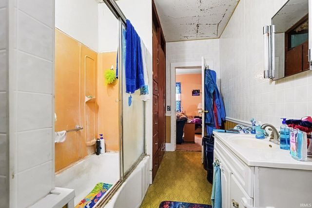 208 Crescent Street, Goshen, IN 46528