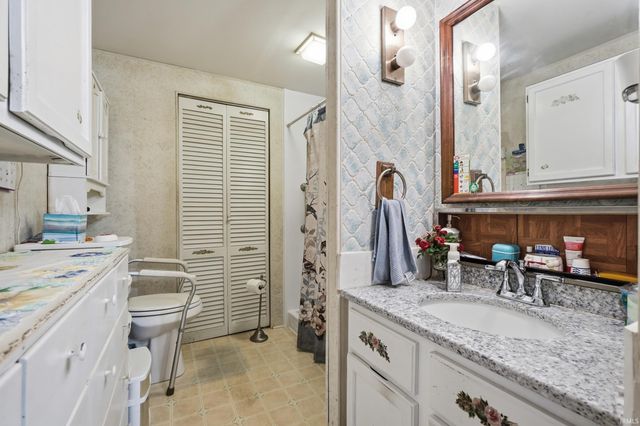 1107 Ashley Avenue, Fort Wayne, IN 46825