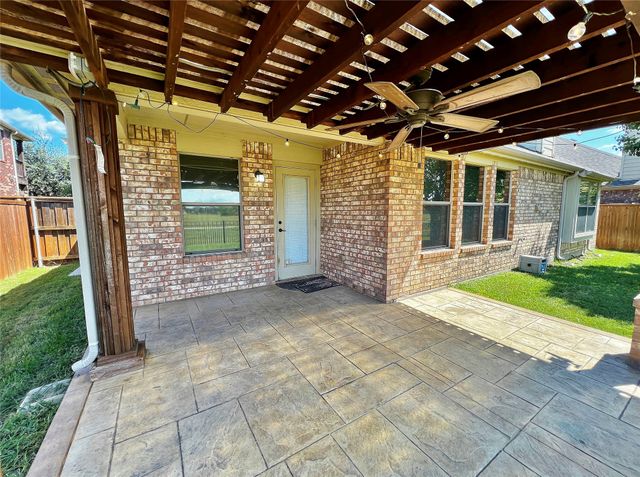 7235 La Mancha, Grand Prairie, TX 75054