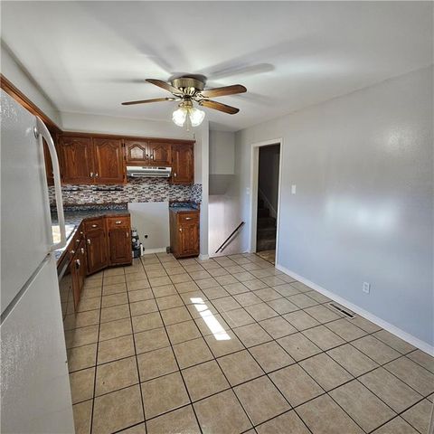 803 Spruce Street, Frontenac, KS 66763