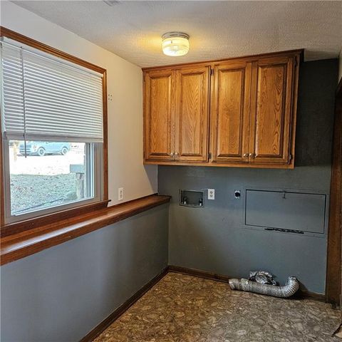 803 Spruce Street, Frontenac, KS 66763