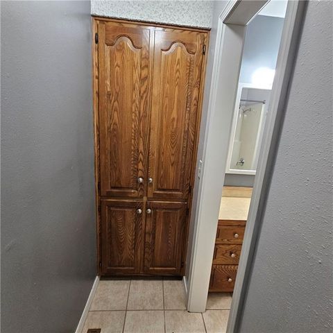 803 Spruce Street, Frontenac, KS 66763