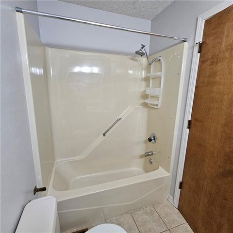 803 Spruce Street, Frontenac, KS 66763