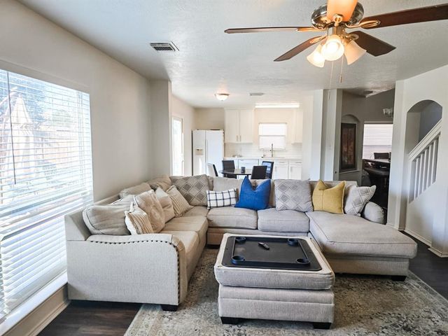 32347 Hunter Park, Conroe, TX 77385