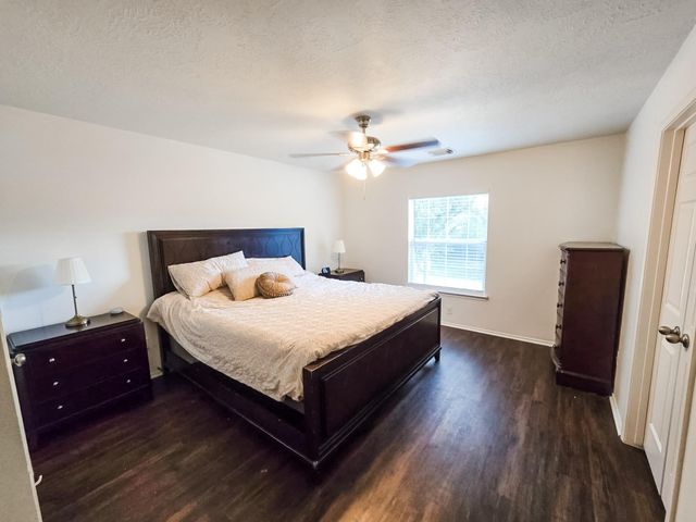 32347 Hunter Park, Conroe, TX 77385
