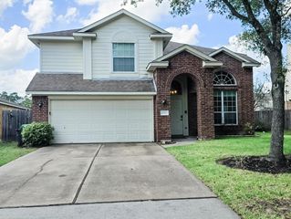 32347 Hunter Park, Conroe, TX 77385