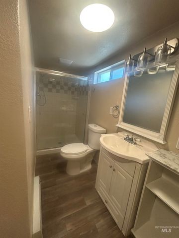 1704 S Vista Ave, Boise, ID 83705