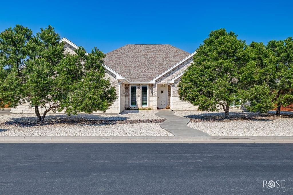 Image 1 of property listing at 4745 Karsten Creek, San Angelo, TX 76904