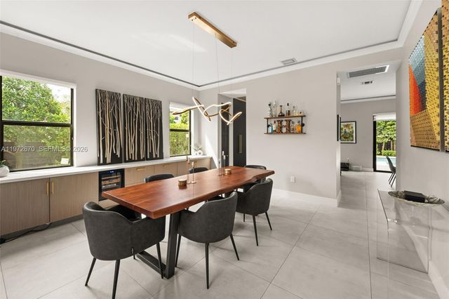 15450 NW 88th Ave, Miami Lakes, FL 33018