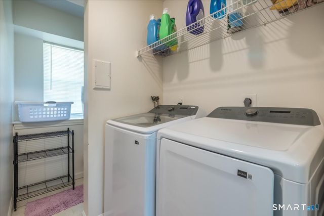 135 Mayfield Drive 135, Trumbull, CT 06611