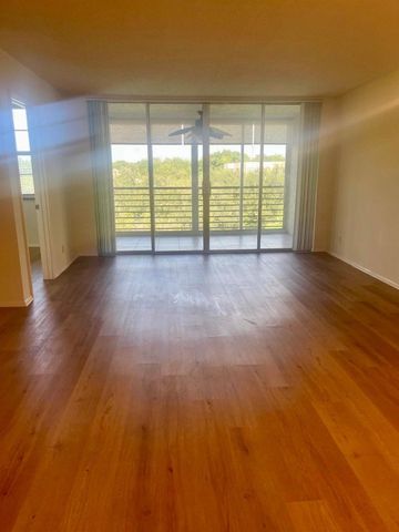 9501 Seagrape Drive 403, Davie, FL 33324