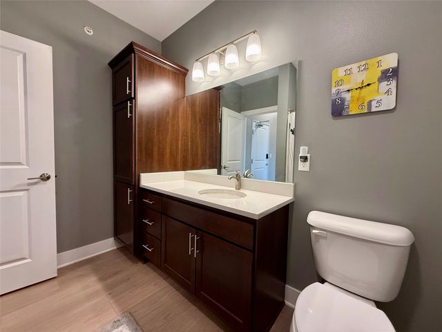 9065 Bishop Drive 106, West Des Moines, IA 50266