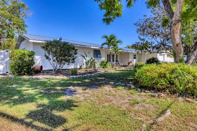 2149 WASON ROAD, Sarasota, FL 34231